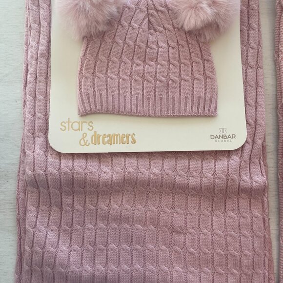 Stars and Dreamers Hat & Blanket Set‎ – Cozy & Adorable Baby Gift 🎀 - Picture 2 of 3